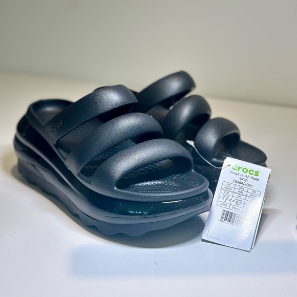 BRAND NEW CROCS PLATFORM SANDALS SZ8 - Picture 3 of 5